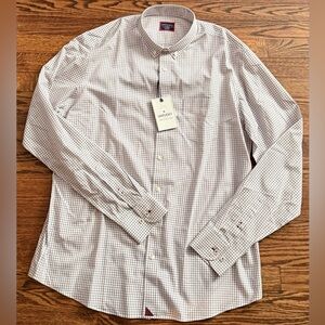 UNTUCKit Men's Beige Checkered Button Down Shirt